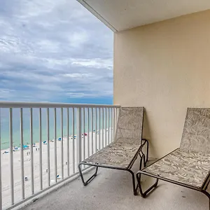  Apartment Majestic Tower 1-711
